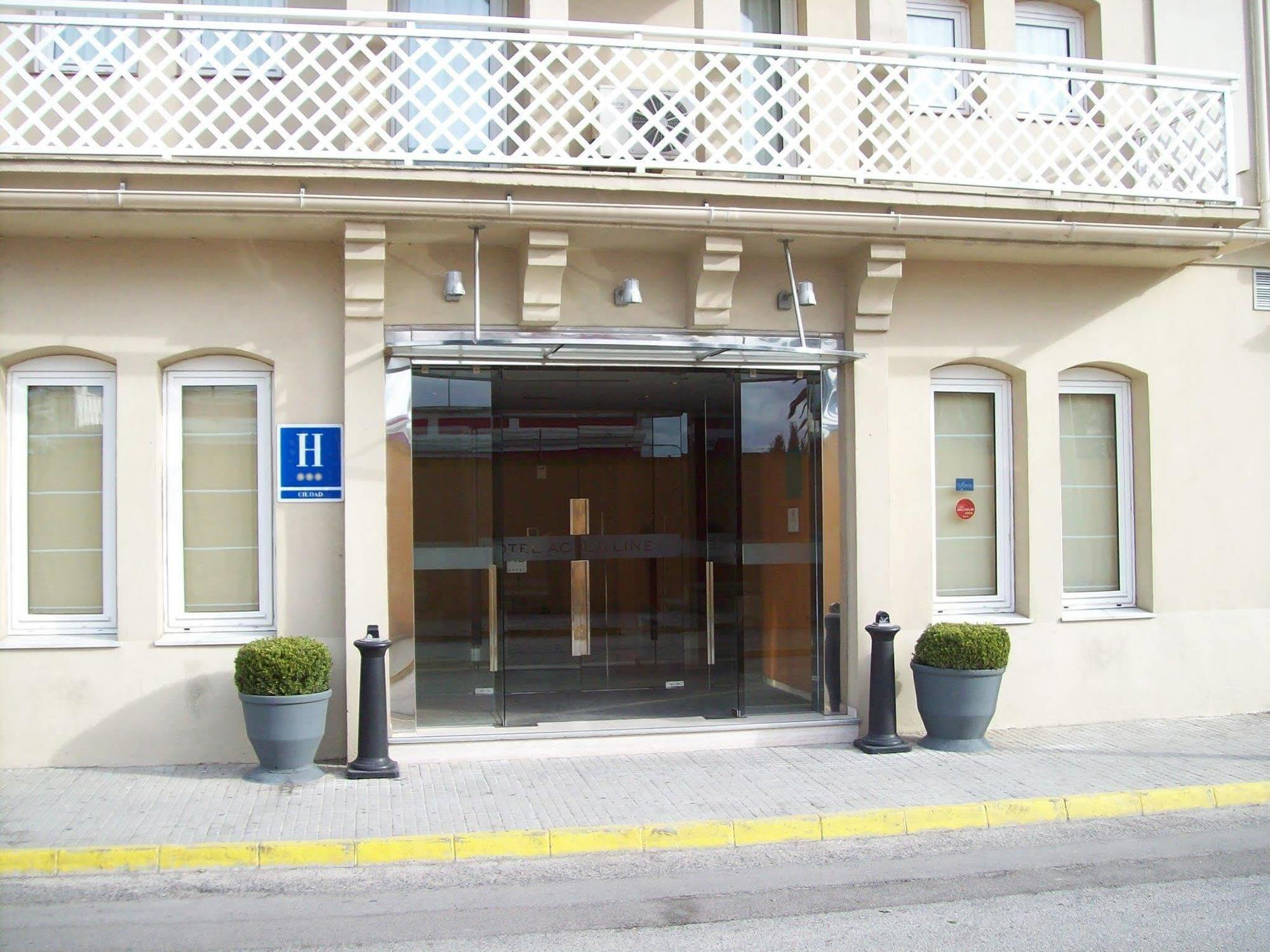 Acホテル ラ リネア La Línea de la Concepción エクステリア 写真
